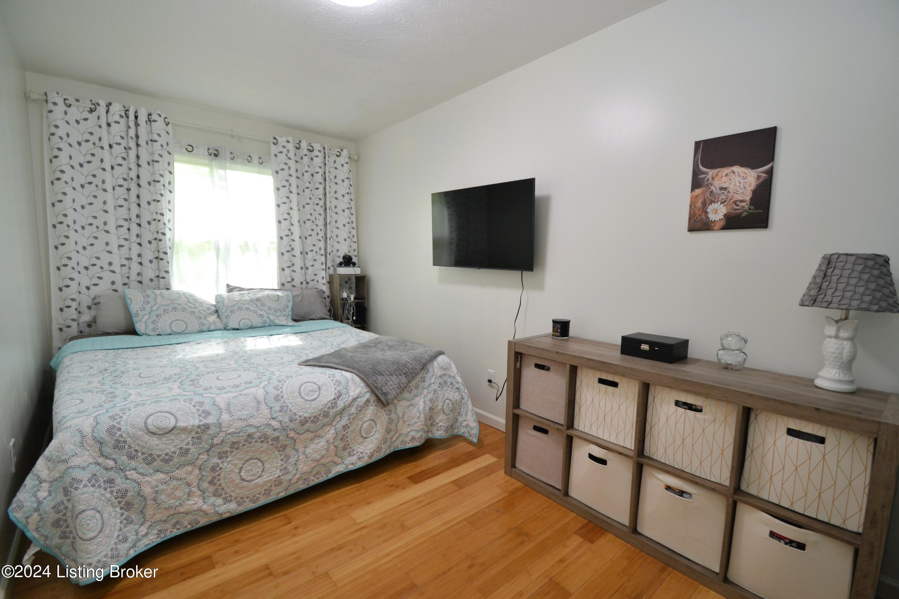 7485 Brandenburg Road Ekron, KY 40117 - Photo 11 of 28 Primary Bedroom