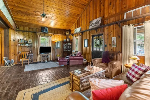 $1,600,000 | 1325 Culbreath Road, Brooksville, FL 34602