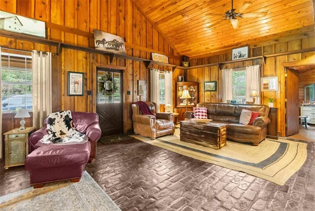 $1,600,000 | 1325 Culbreath Road, Brooksville, FL 34602