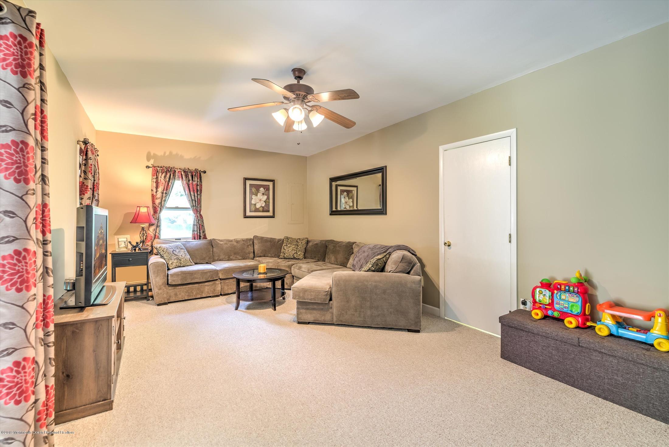 645 Eltone Road Jackson, NJ 08527 - Photo 12 of 44 12-DEN