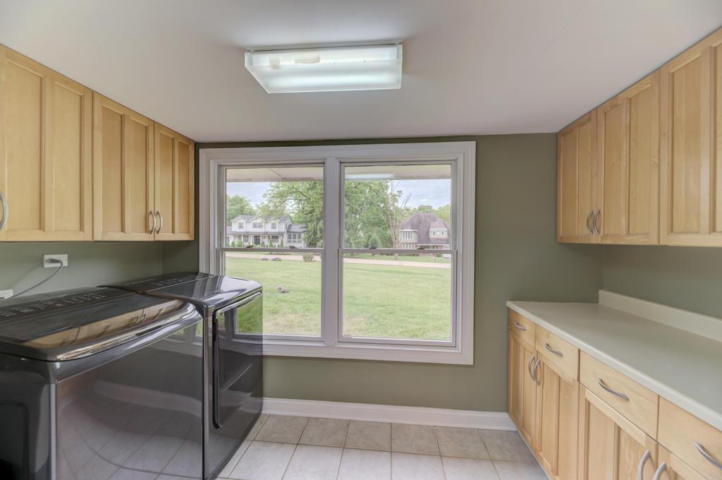 325 Canterbury Lane Inverness, IL 60010 - Photo 39 of 54