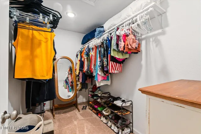 $950,000 | 134 Doe Crossing, La Follette, TN 37766