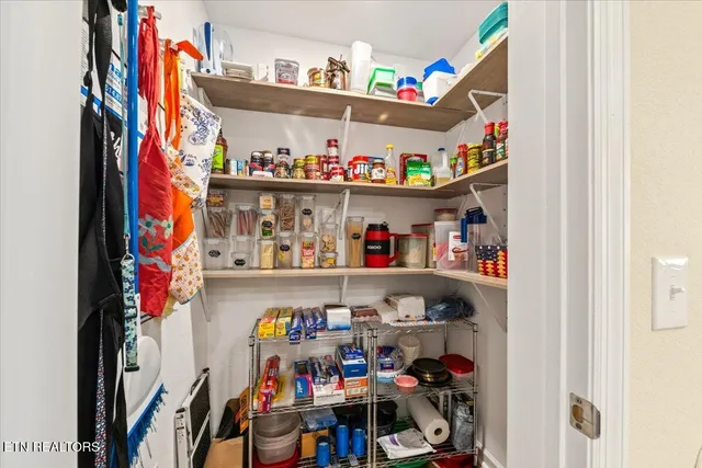 $950,000 | 134 Doe Crossing, La Follette, TN 37766