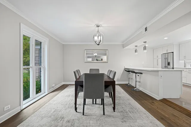 $4,500 | 930 Harvard Court, Highland Park, IL 60035