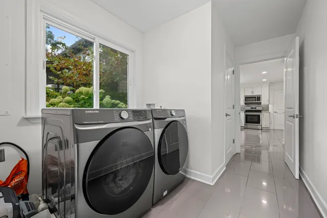 $4,500 | 930 Harvard Court, Highland Park, IL 60035