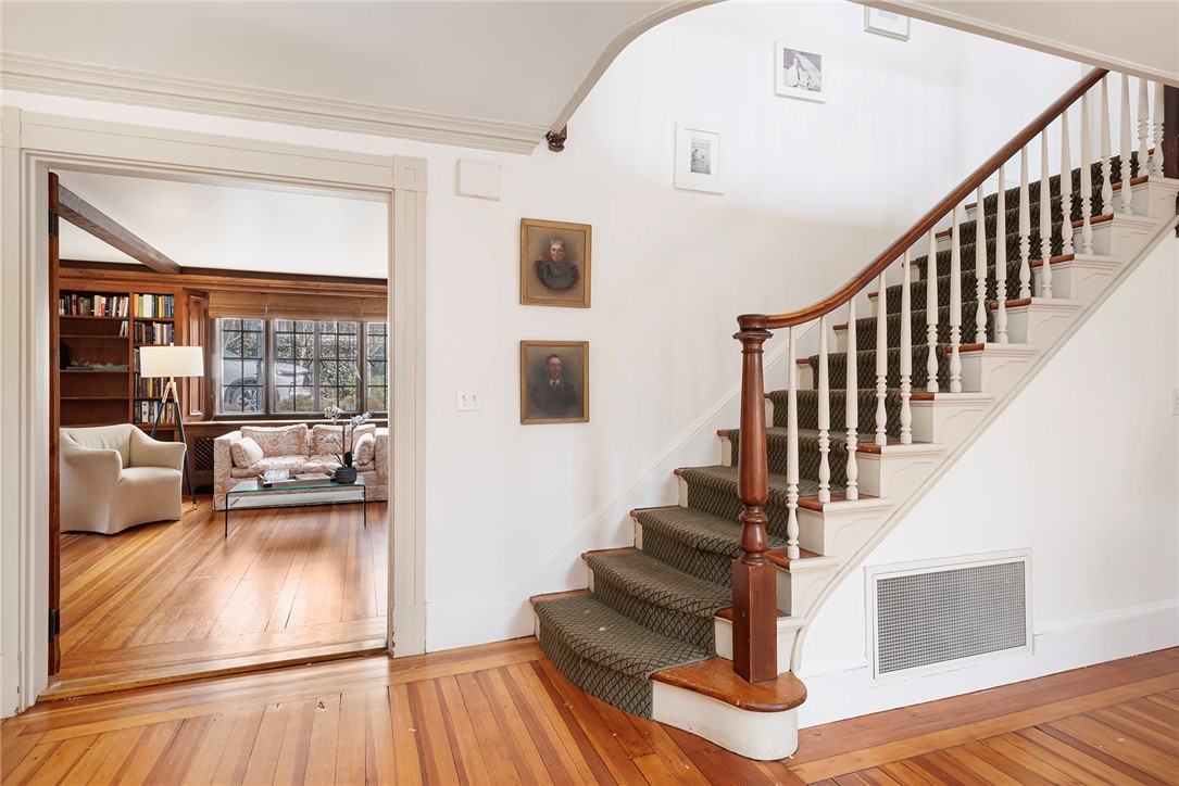 7 Cushing Street Providence, RI 02906 - Photo 32 of 50 Unit 2 Stairway