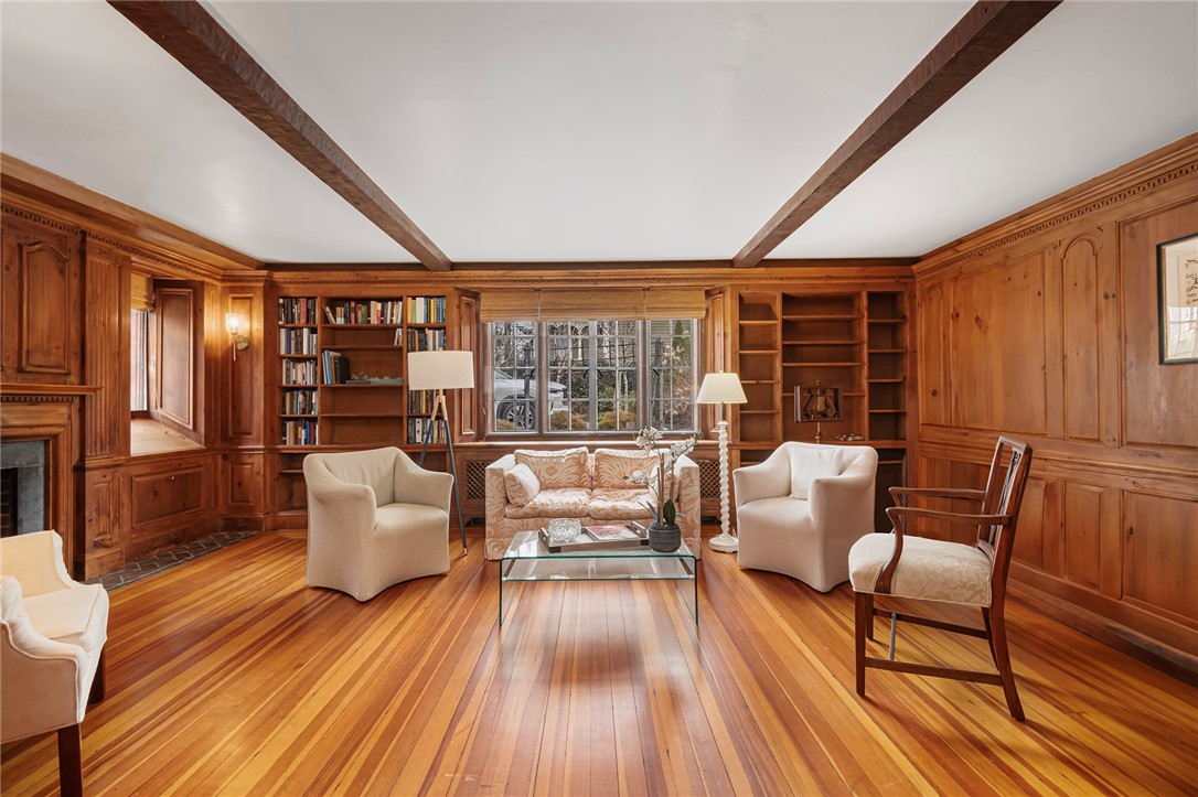 7 Cushing Street Providence, RI 02906 - Photo 33 of 50 Unit 2 Living Room