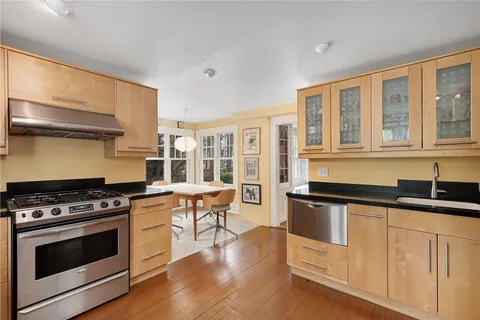 $1,795,000 | 7 Cushing Street, Providence, RI 02906
