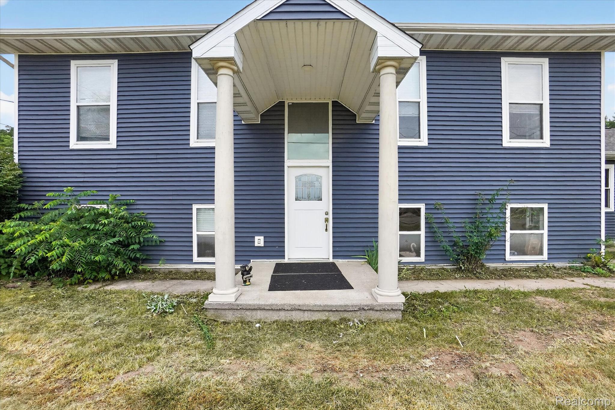 6524 Kelly Road Flushing, MI 48433 - Photo 5 of 47 05-6524-Kelly-Rd-Windowstill.jpg
