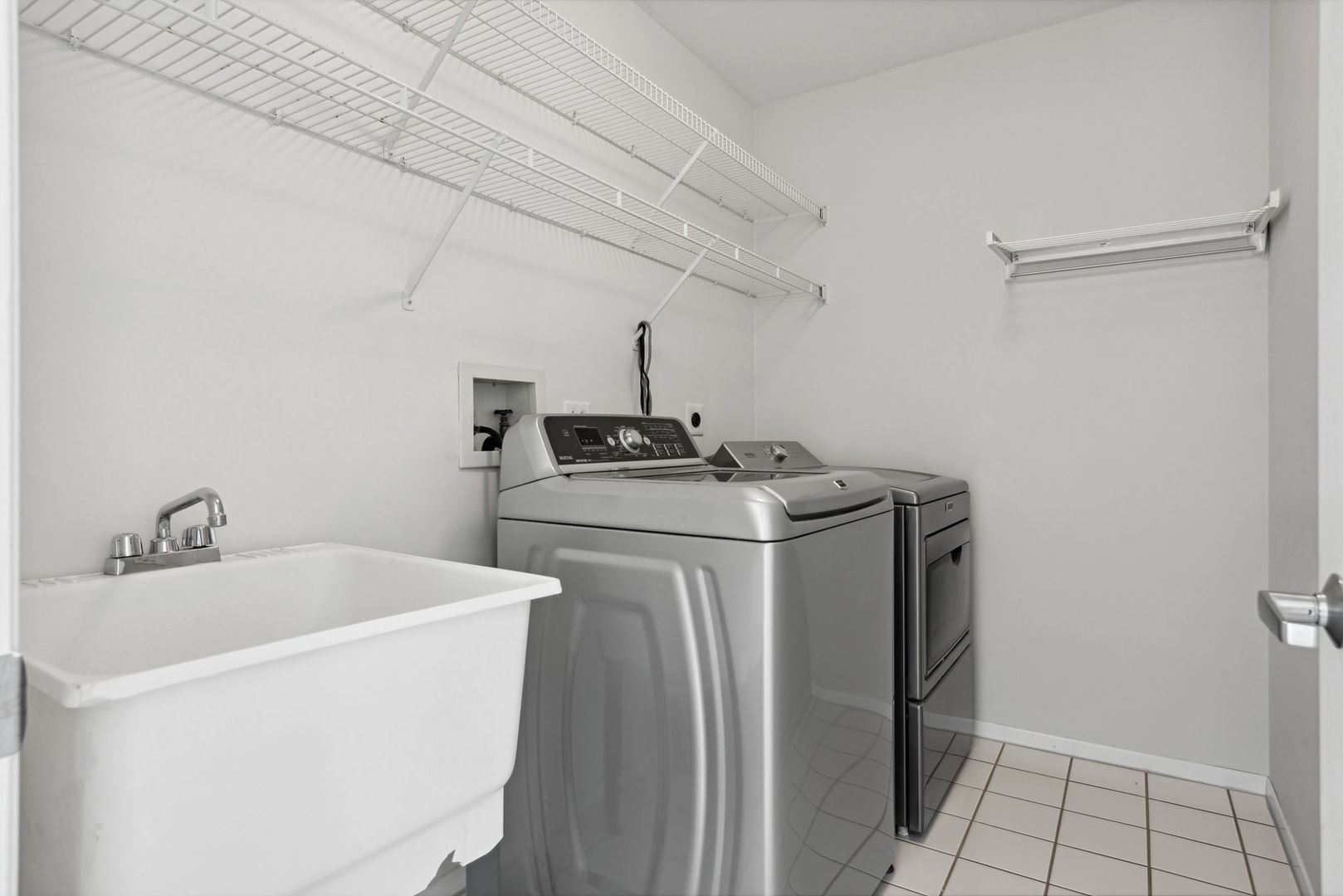 357 Milford Road Deerfield, IL 60015 - Photo 22 of 31 a utility room with dryer and washer