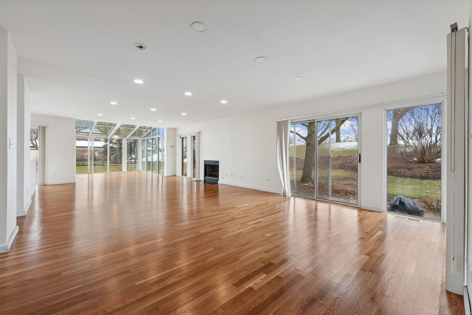 357 Milford Road Deerfield, IL 60015 - Photo 6 of 31 a view of an entryway with wooden floor