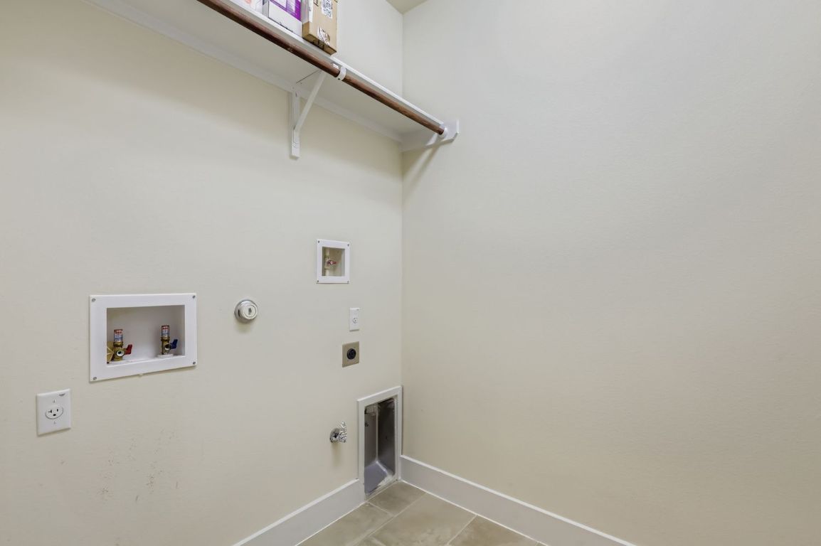 13116 Wingate Way Austin, TX 78727 - Photo 23 of 26 a view of utility room