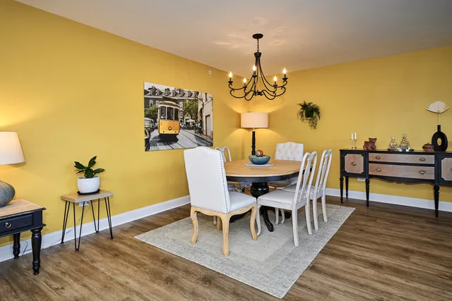 $459,000 | 740 Creekside Drive, Unit 510, Mount Prospect, IL 60056