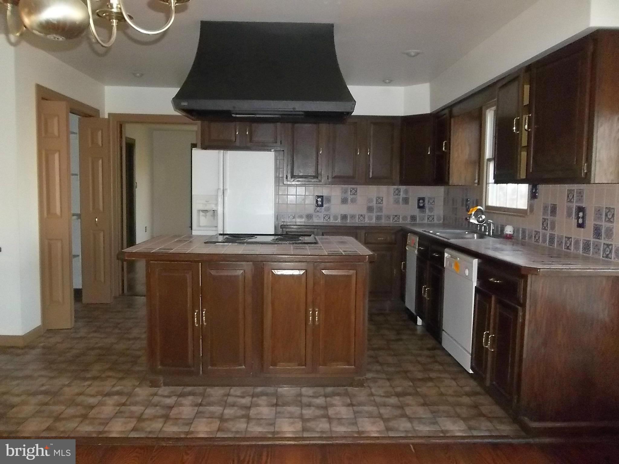 399 Blair Shore Road Elkton, MD 21921 - Photo 15 of 23 Kitchen