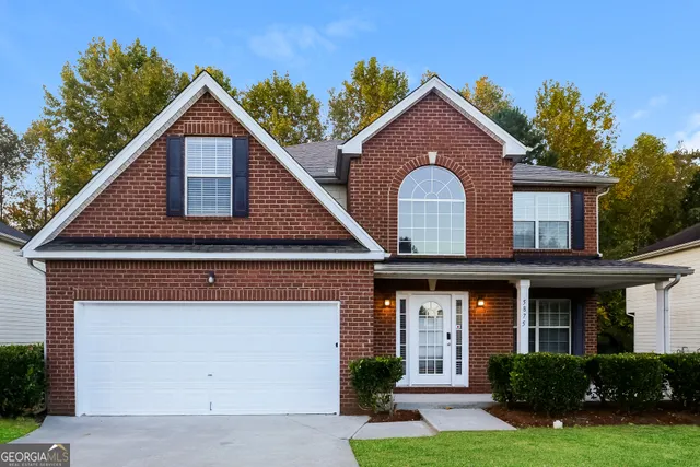 $2,575 | 5875 Sunflower Court, Ellenwood, GA 30294