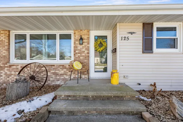 $299,900 | 125 Mckinley Street, Kaukauna, WI 54130