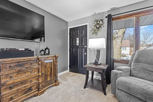 $299,900 | 125 Mckinley Street, Kaukauna, WI 54130