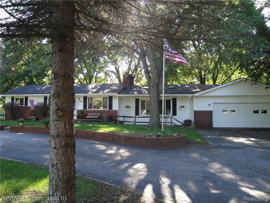 18730 Savage Road Belleville, MI 48111 - Photo 31 of 34 DSC04466.JPG