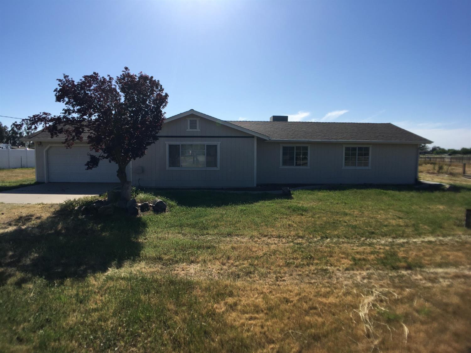 19854 Claremont Road Madera, CA 93638 - Photo 3 of 50 Gallery Image 3
