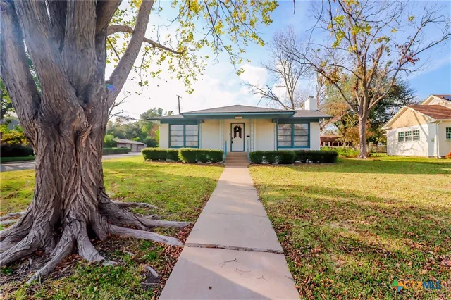$299,900 | 1902 North 7th Street, Temple, TX 76501