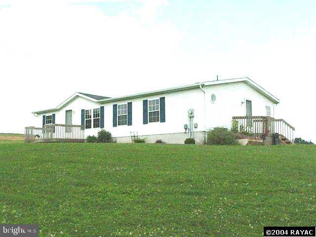 21 Leppo Mill Road Hanover, PA 17331 - Photo 2 of 2 a house view with garden space