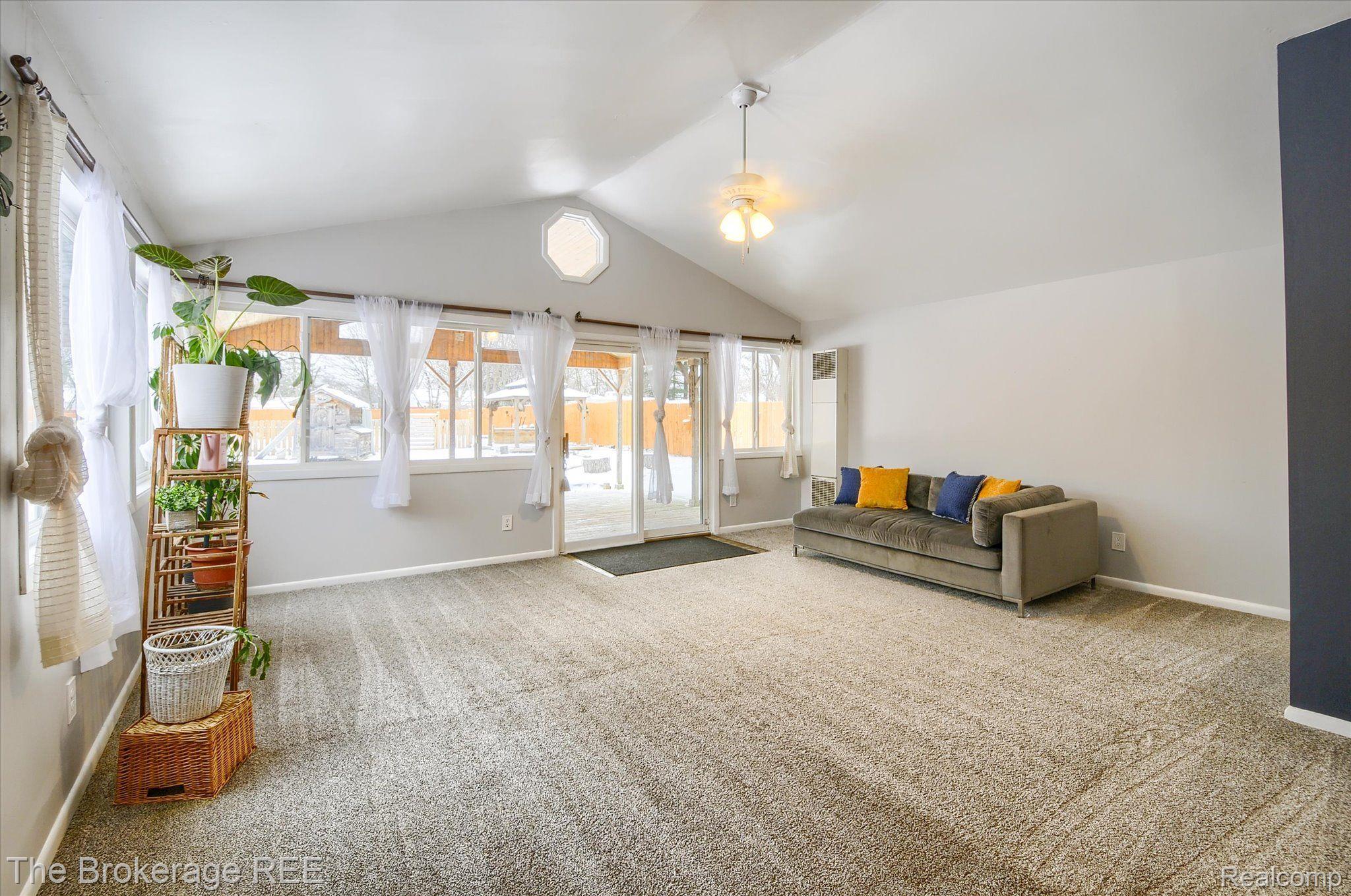 2477 Covert Road Burton, MI 48509 - Photo 24 of 41 Gallery Image 24