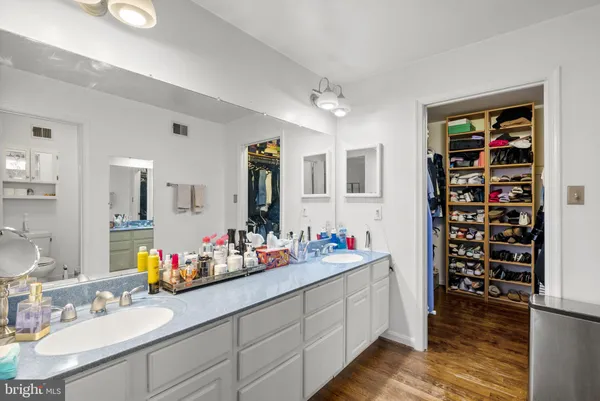 $1,175,000 | 1910 Sunrise Drive, Potomac, MD 20854