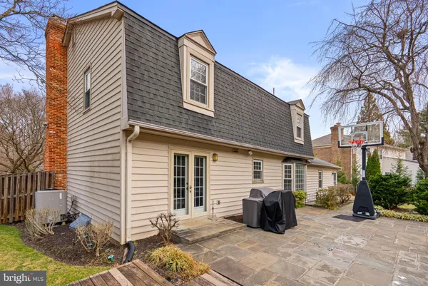 $1,175,000 | 1910 Sunrise Drive, Potomac, MD 20854