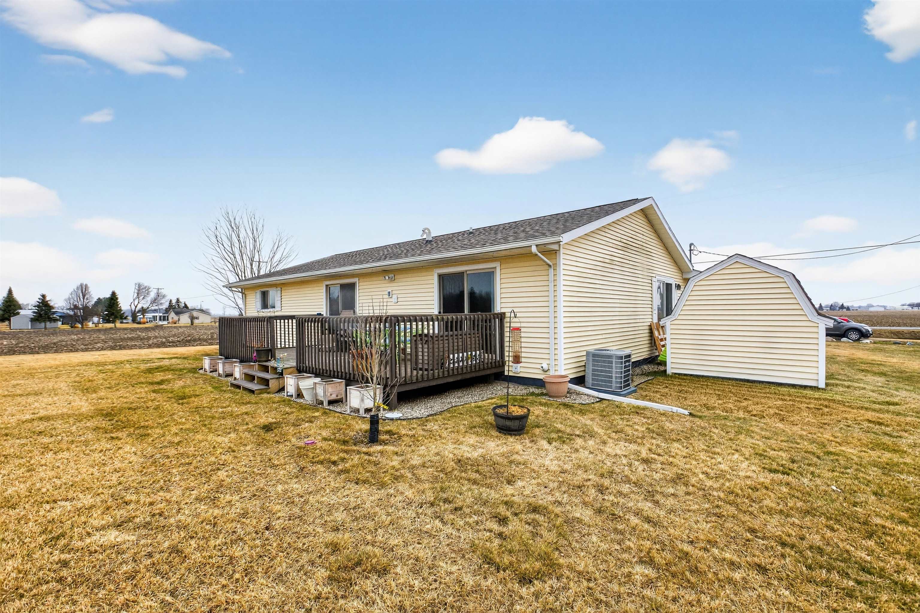 2442 North Mackinaw Road Pinconning, MI 48650 - Photo 29 of 37