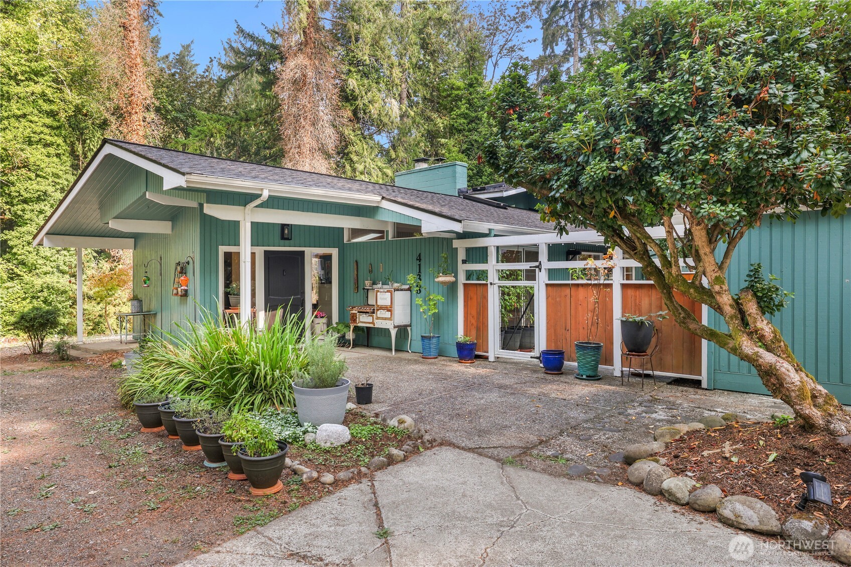 4138 Cooper Point Road Northwest Olympia, WA 98502 - Photo 1 of 40 Gallery Image 1
