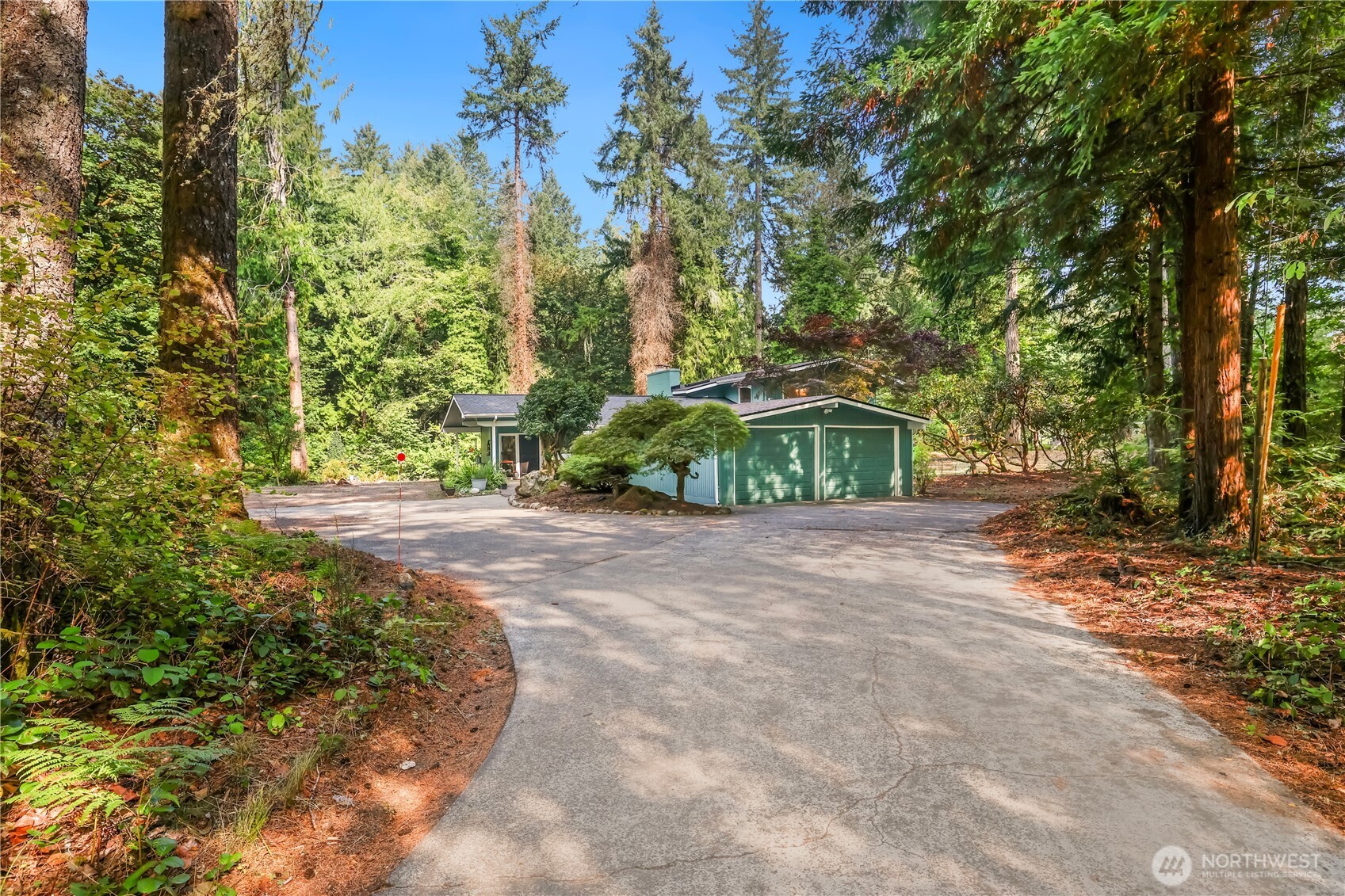 4138 Cooper Point Road Northwest Olympia, WA 98502 - Photo 3 of 40 Gallery Image 3