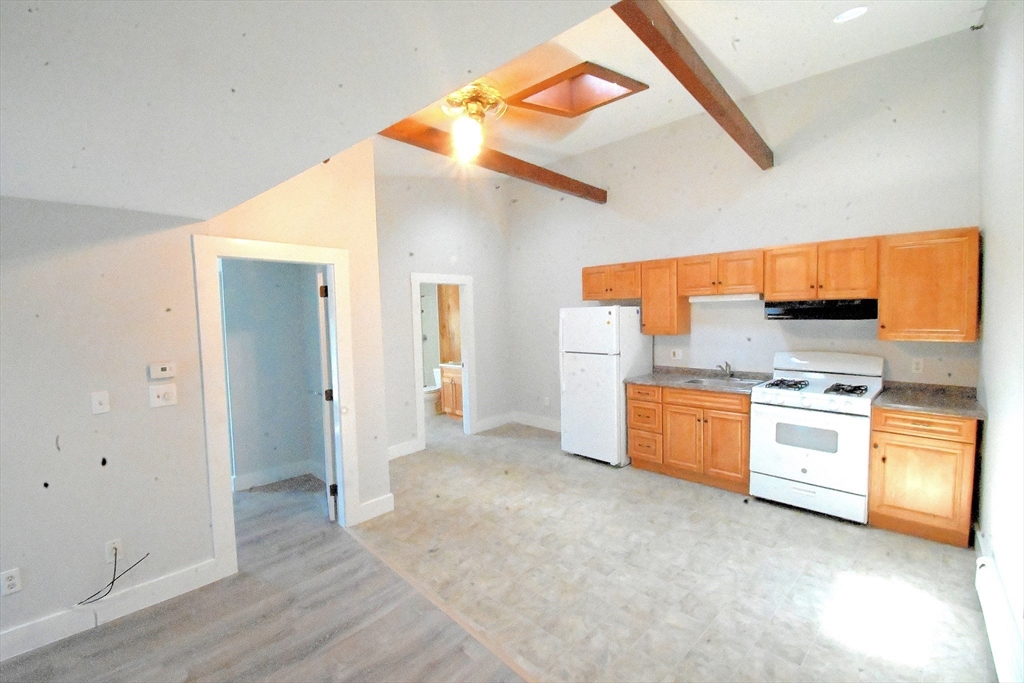 262 Main Street, Unit 3 Gloucester, MA 01930 - Photo 1 of 1