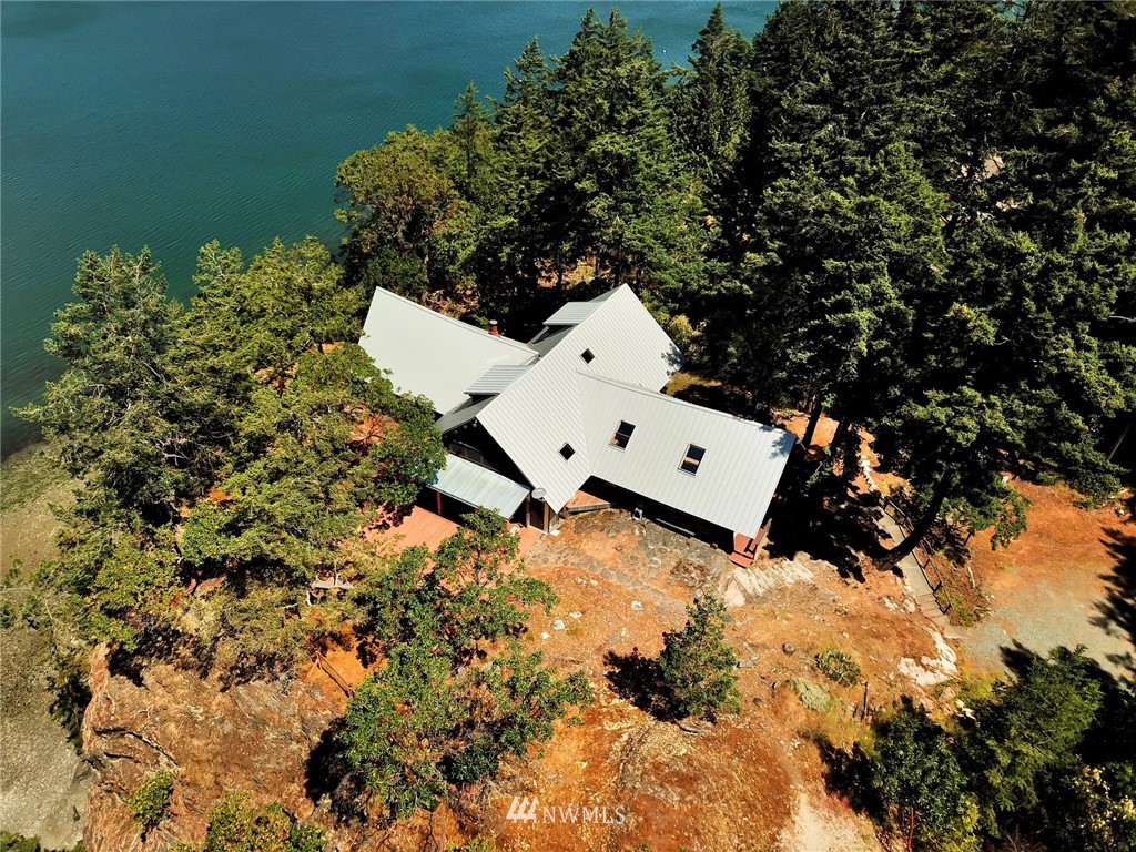 210 Northstar Road Lopez Island, WA 98261 - Photo 14 of 36