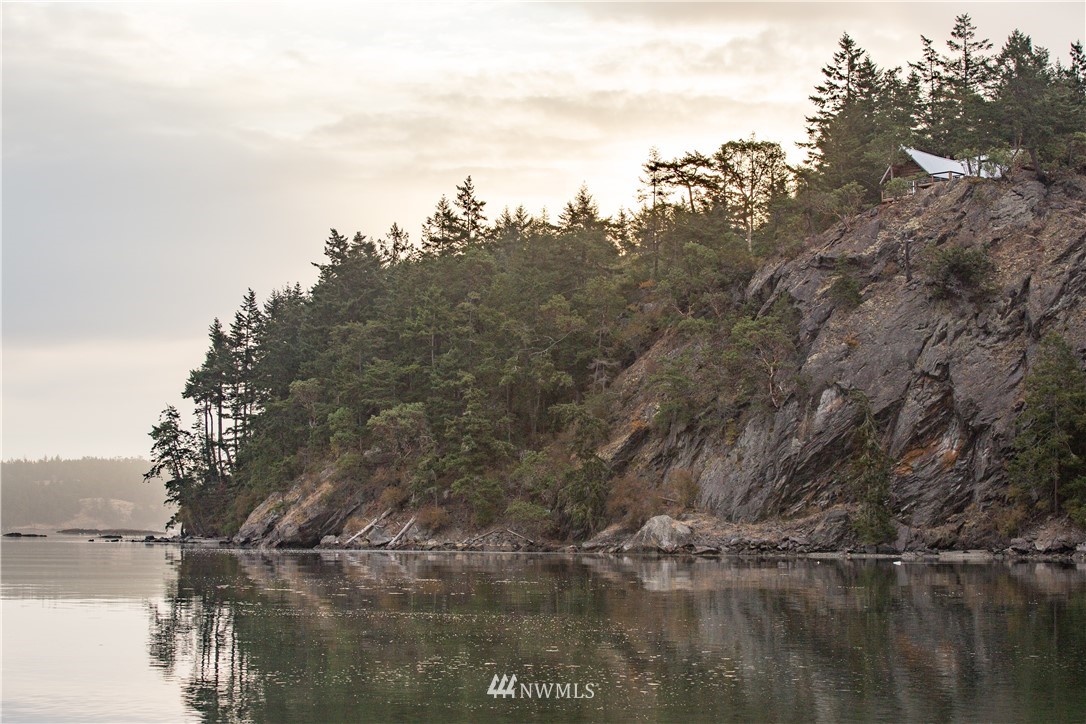 210 Northstar Road Lopez Island, WA 98261 - Photo 15 of 36