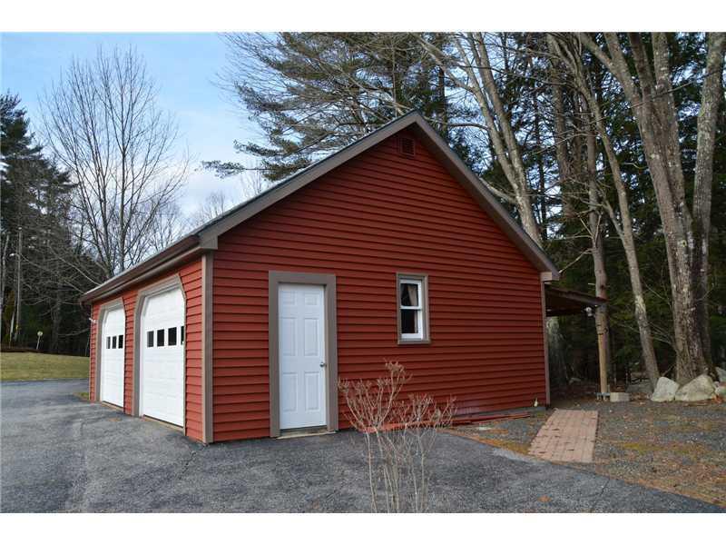 847 Methodist Road Westbrook, ME 04092 - Photo 16 of 18 Parking Lot/Garage.