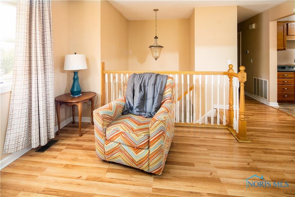 7310 Starcrest Road Perrysburg, OH 43551 - Photo 4 of 34 Gallery Image 4