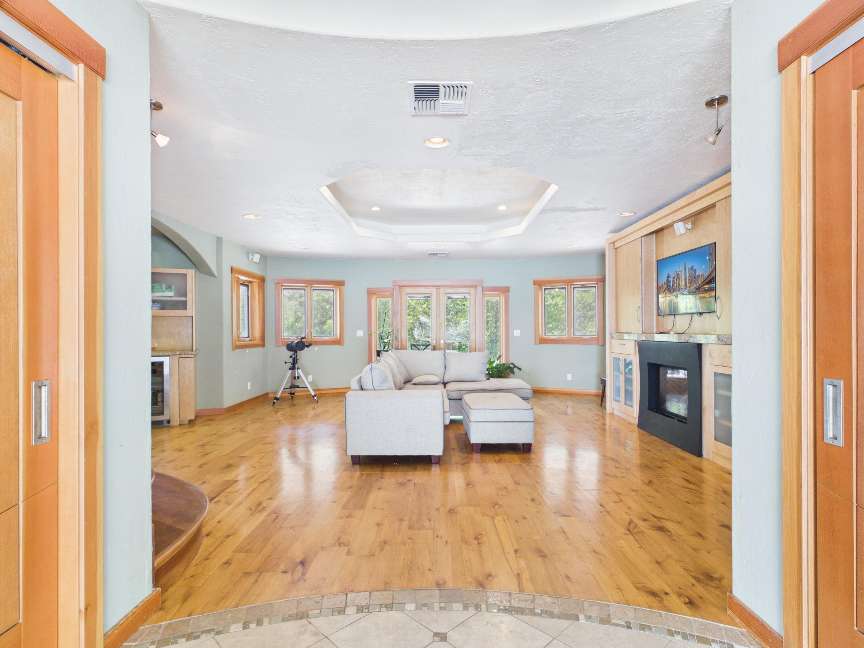 22689 Alderpoint Road Alderpoint, CA 95511 - Photo 4 of 146 Gallery Image 4