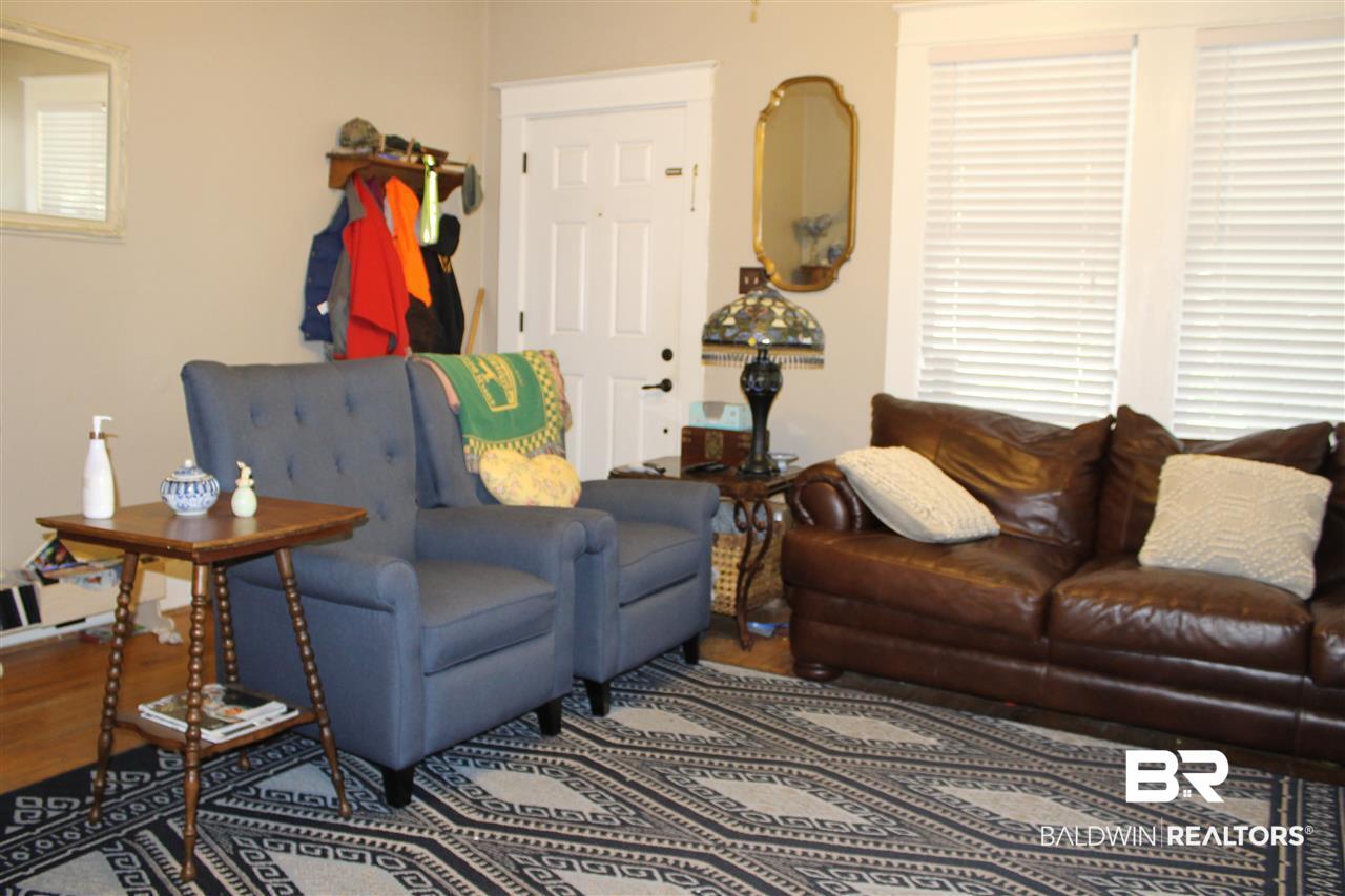 315 Dexter Avenue Mobile, AL 36604 - Photo 4 of 19