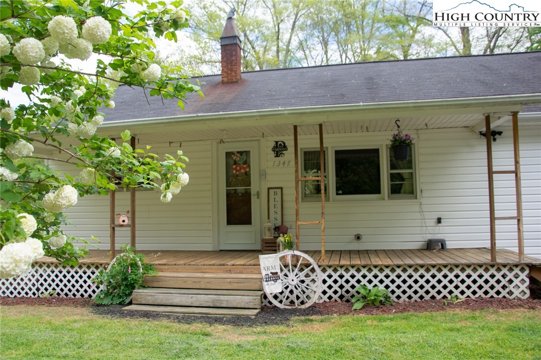 1347 Ed Little Road Warrensville, NC 28693 - Photo 1 of 26 Gallery Image 1