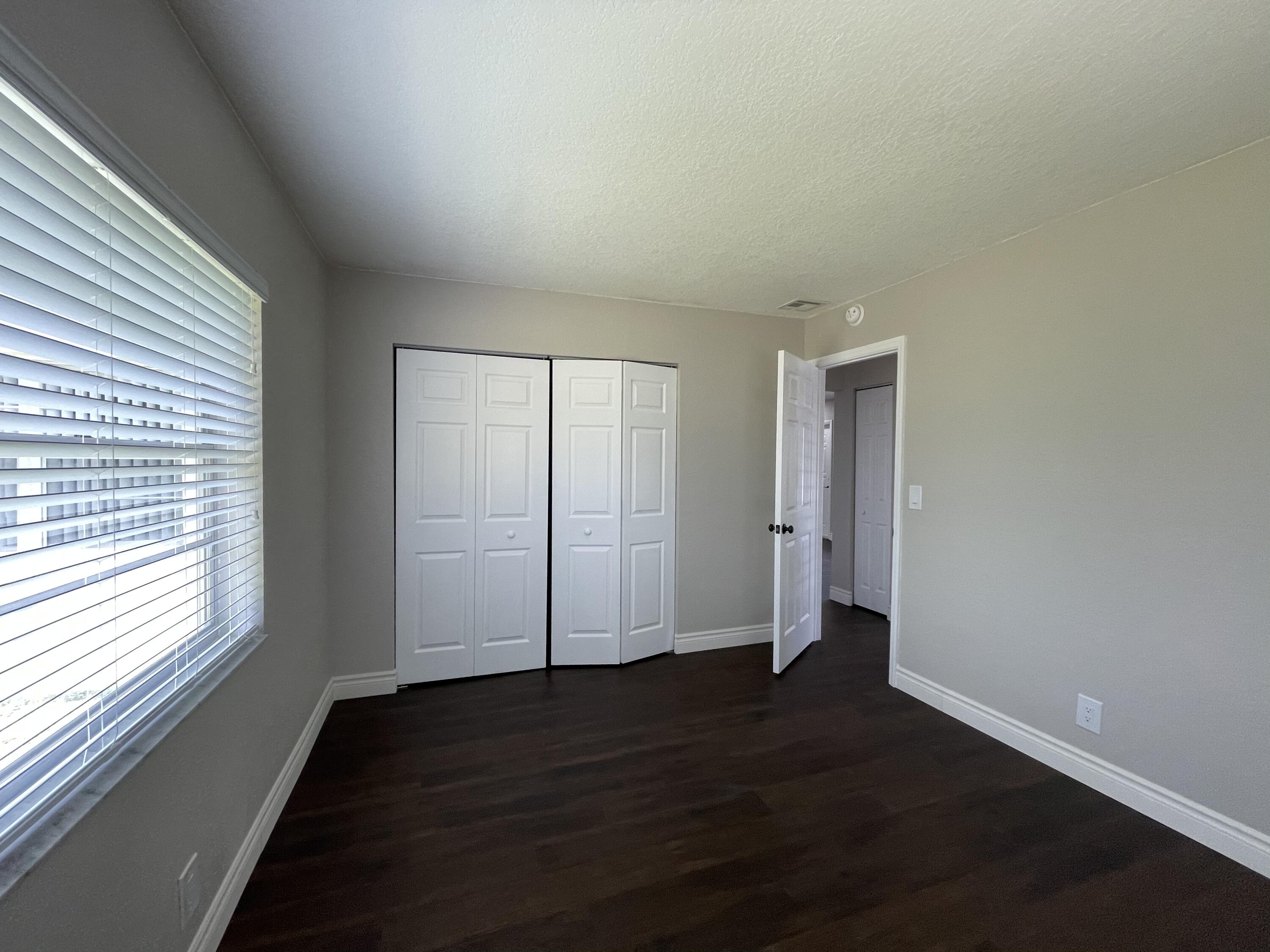 19305 Liberty Road Boca Raton, FL 33434 - Photo 13 of 29 01A6AE12-D3E3-4C59-953C-535E132C0415