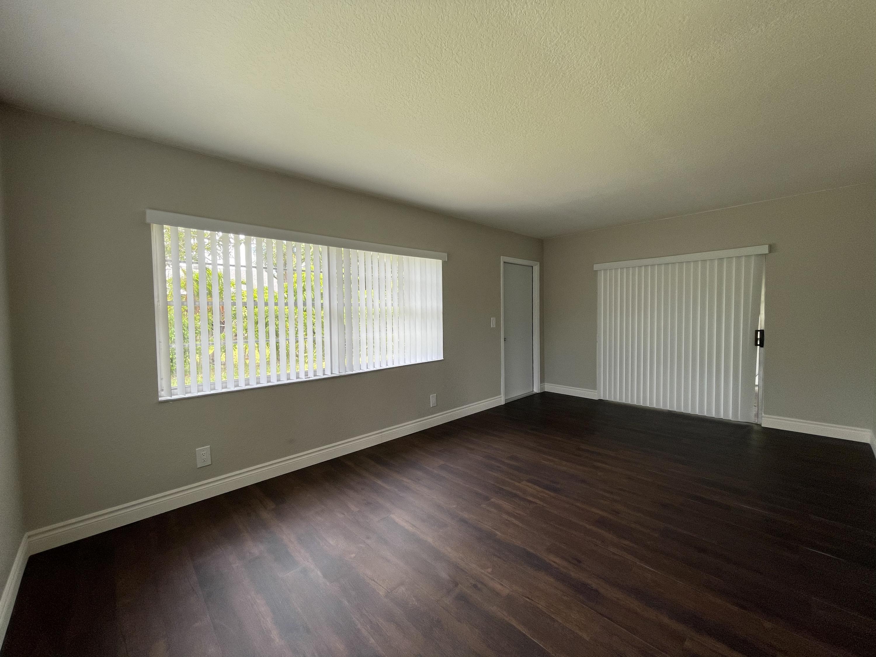 19305 Liberty Road Boca Raton, FL 33434 - Photo 17 of 29 CD03AA4C-A84B-4AE2-9997-8E62B59504A8