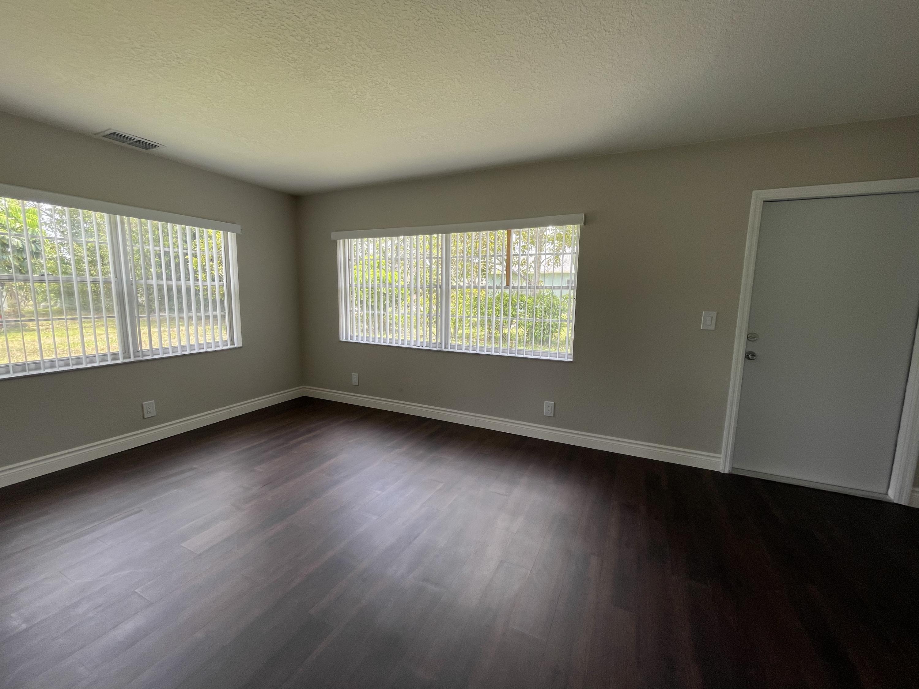 19305 Liberty Road Boca Raton, FL 33434 - Photo 18 of 29 529BE69C-F966-438B-B23E-05E9F673F99A