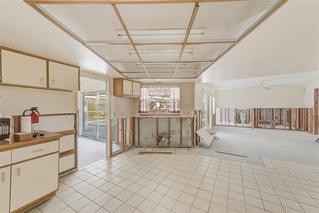 767 Island Way Clearwater, FL 33767 - Photo 14 of 74