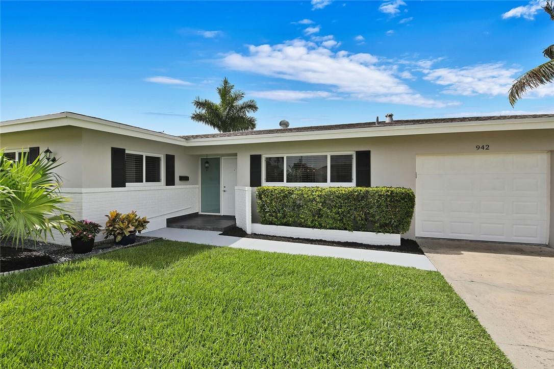 942 Southwest 4th Street Boca Raton, FL 33486 - Photo 4 of 24