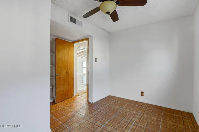 $199,999 | 578 Cora Place, El Paso, TX 79915