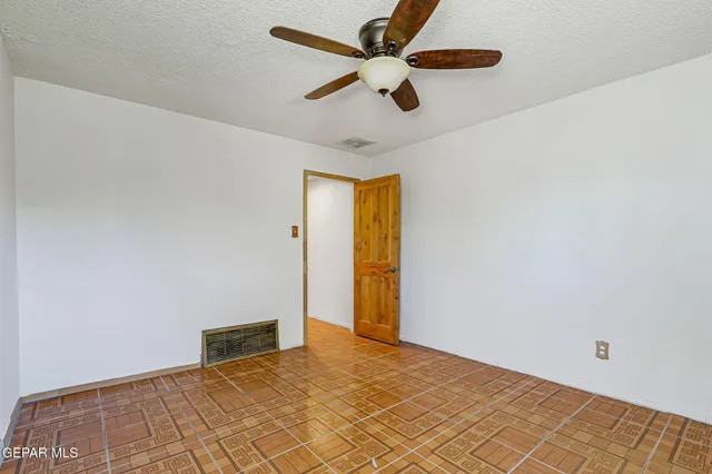 $199,999 | 578 Cora Place, El Paso, TX 79915