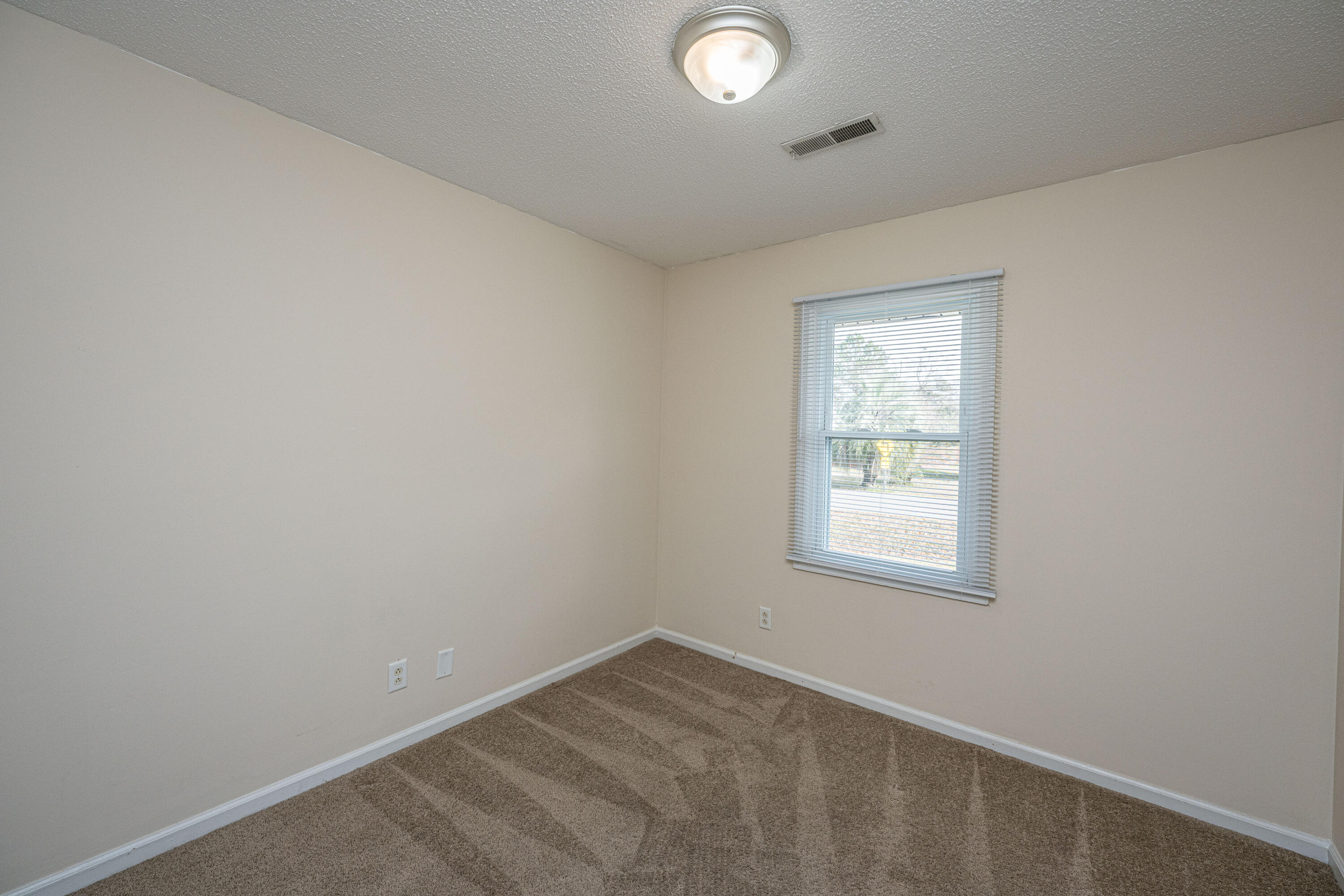 185 Monitor Circle Moncks Corner, SC 29461 - Photo 17 of 33 185MonitorCir023