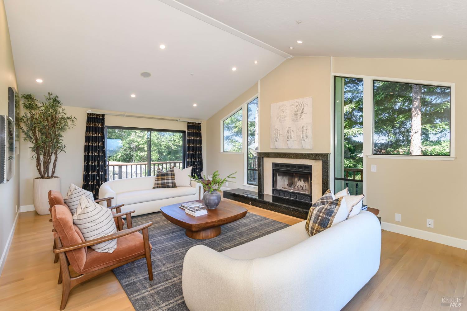 101 Garner Drive Novato, CA 94947 - Photo 17 of 57
