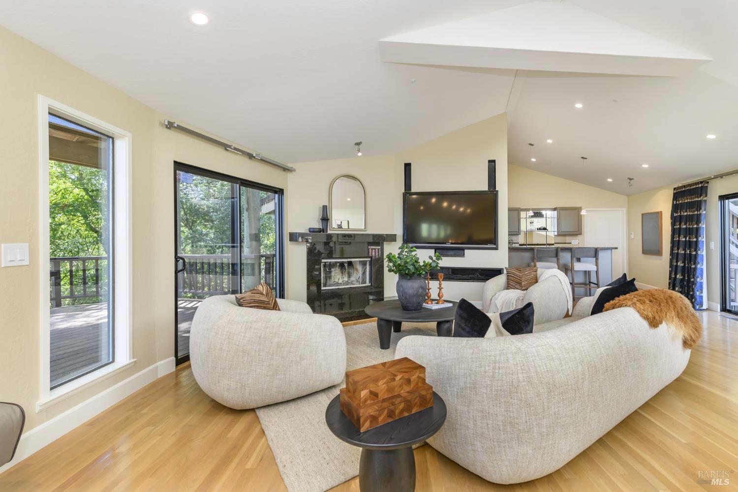 101 Garner Drive Novato, CA 94947 - Photo 22 of 57