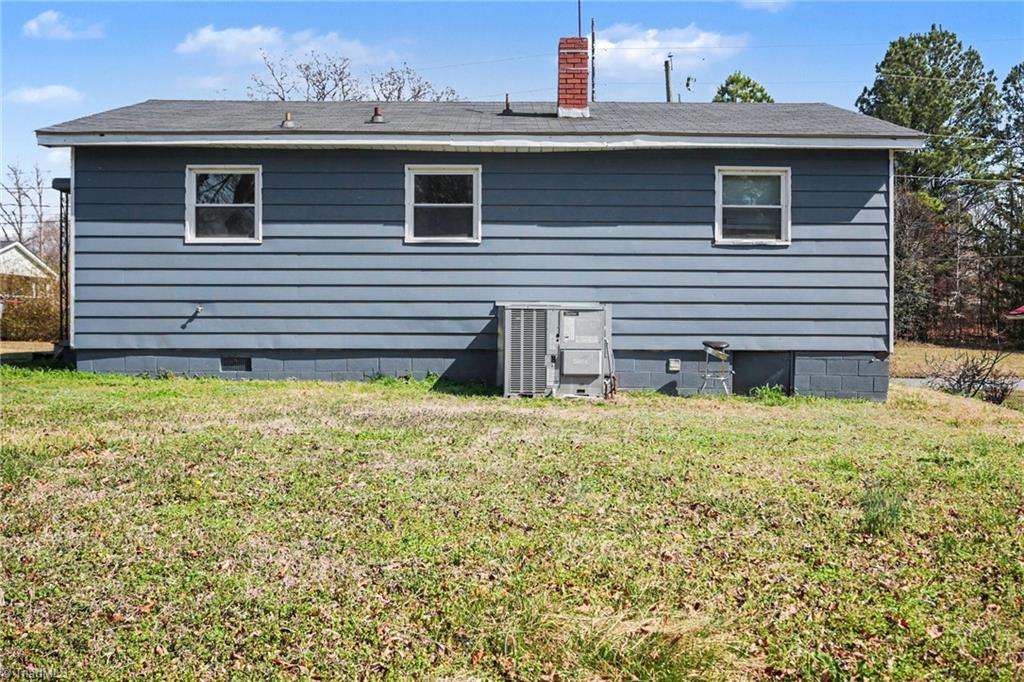 321 Loach Street Asheboro, NC 27203 - Photo 20 of 23